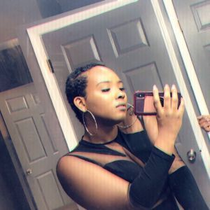 Meet your Posher, Sanetra